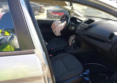 2014 Ford Fiesta S z USA, uszkodzony, nr VIN 3FADP4TJ3EM243353